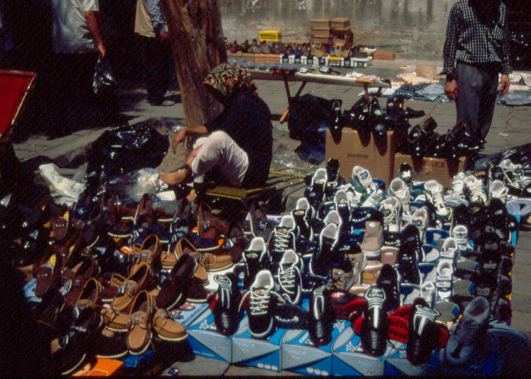 	Market, shoes		Istanbul