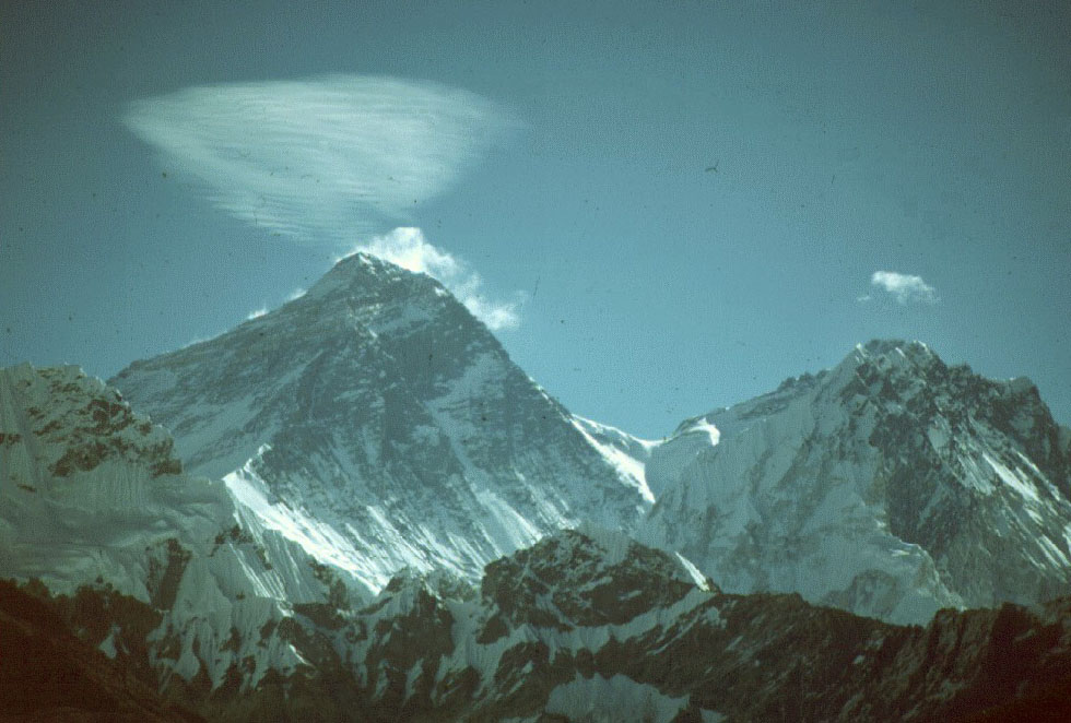 	Everest, west side from Gokyo		KHUMBU